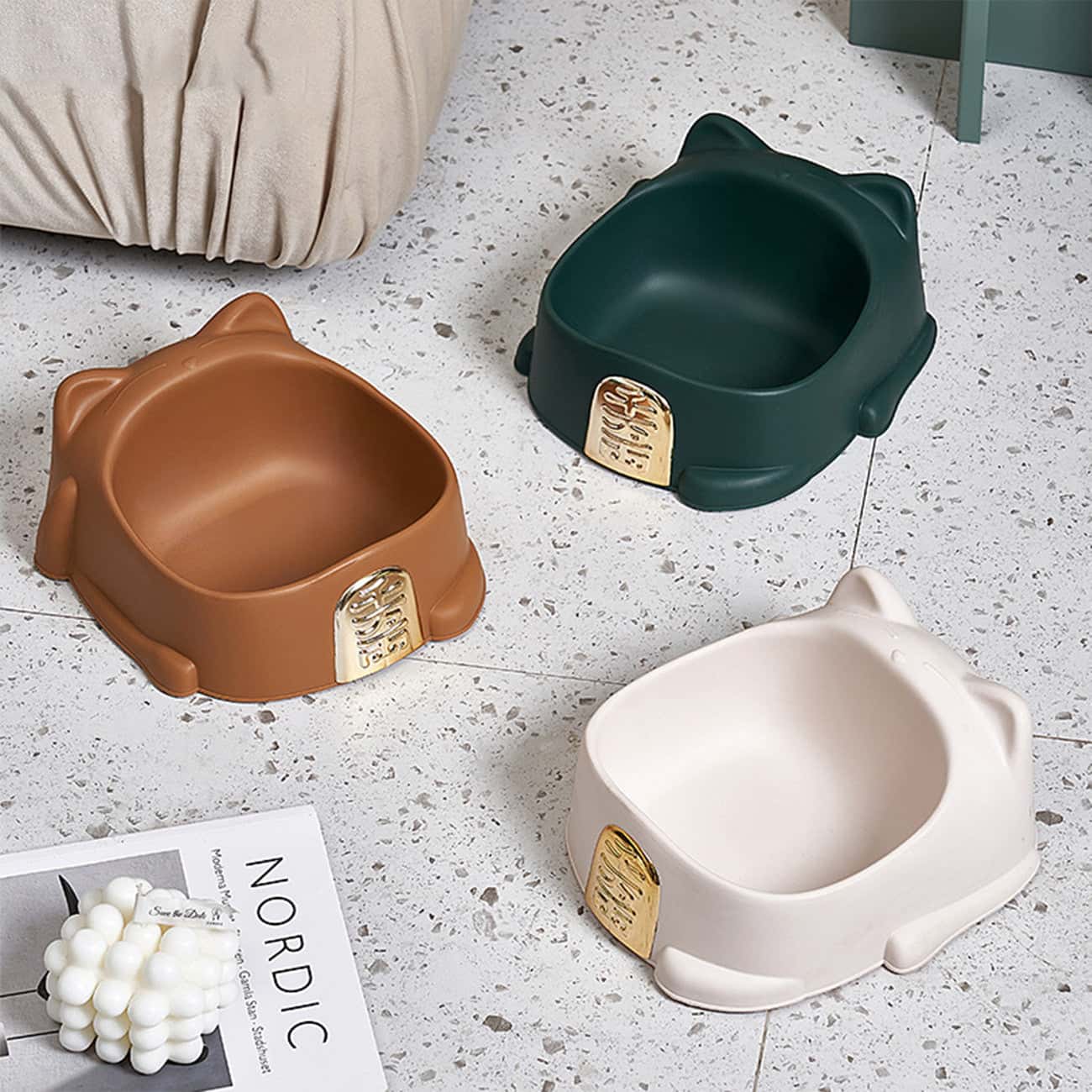 Anti-Slip Pet Feeder for Cats and Dogs - Store The Bark | Get The Meow